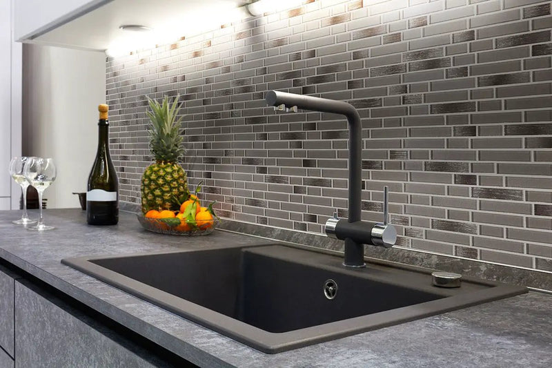 Champagne Blend Interlocking 6mm Pattern Glass Mosaics in a finished room