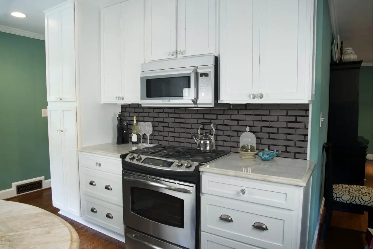 Metallic Gray Bevel Subway Tile Glossy Glass Mosaics 2x6 in a finished room