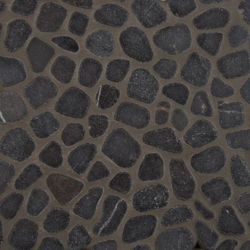 Black Marble Pebbles Tumbled Pattern 10mm Mosaics close up