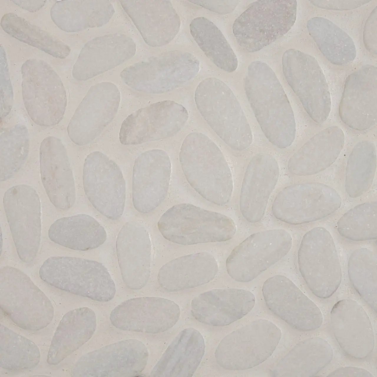 White Marble Pebbles Tumbled Pattern 10mm Mosaics close up