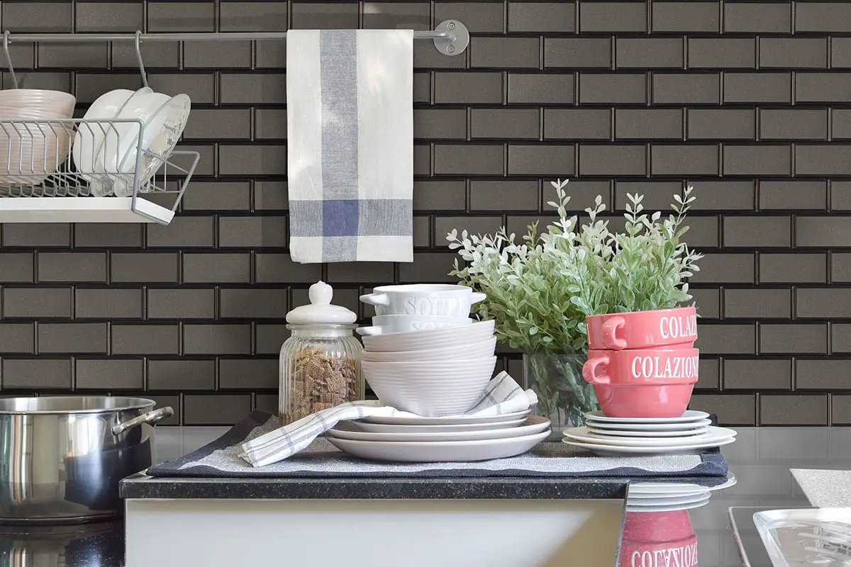 Crisson Bevel Subway Tile Glass Mosaics 2x4 in a finished room