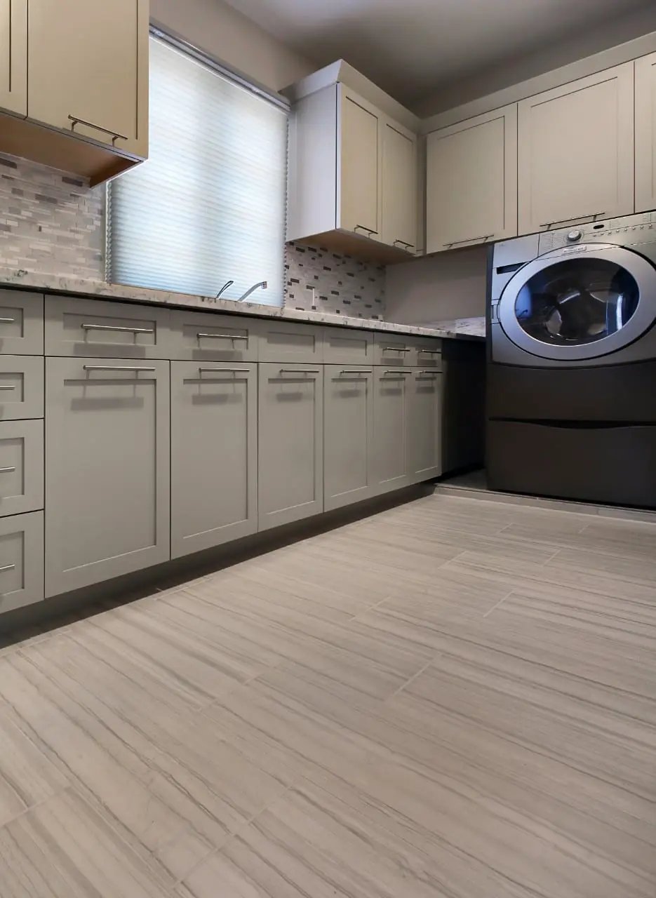 Everest Interlocking Pattern 8mm Porcelain Mosaics in a finished room