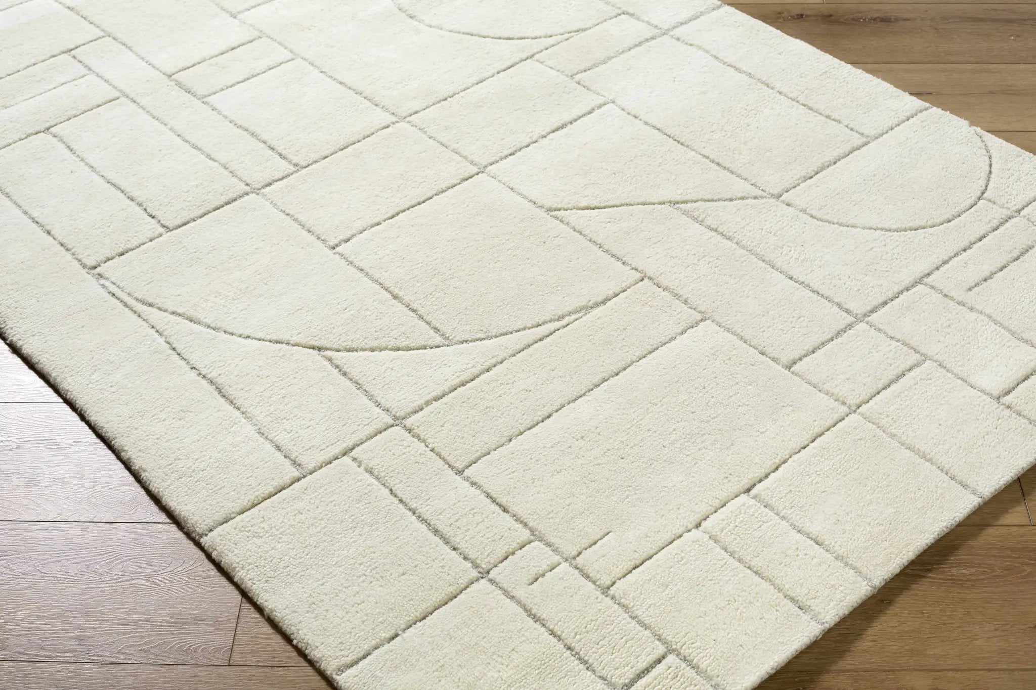 Fusao Off White Area Rug - Clearance by Boutique Rugs