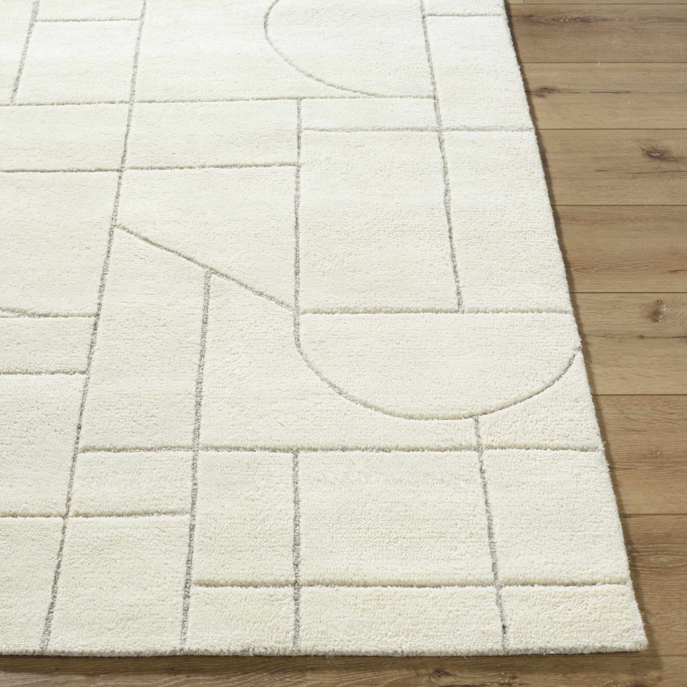Fusao Off White Area Rug - Clearance by Boutique Rugs
