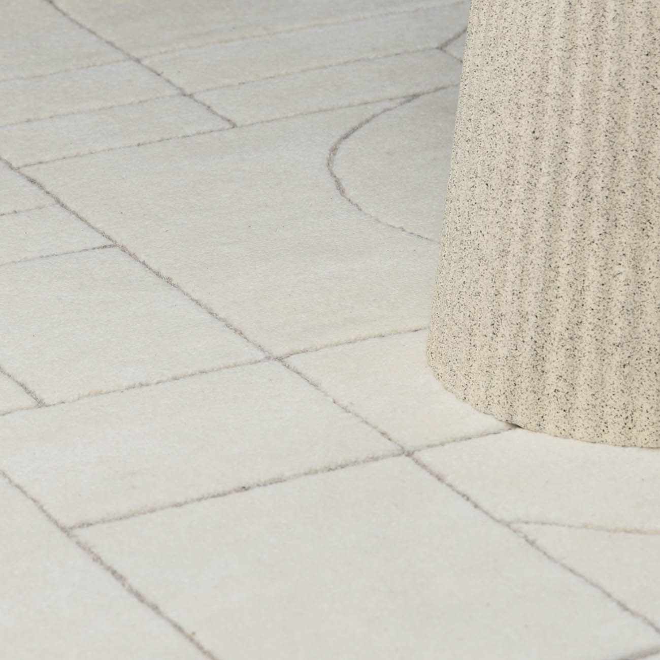 Fusao Off White Area Rug - Clearance by Boutique Rugs