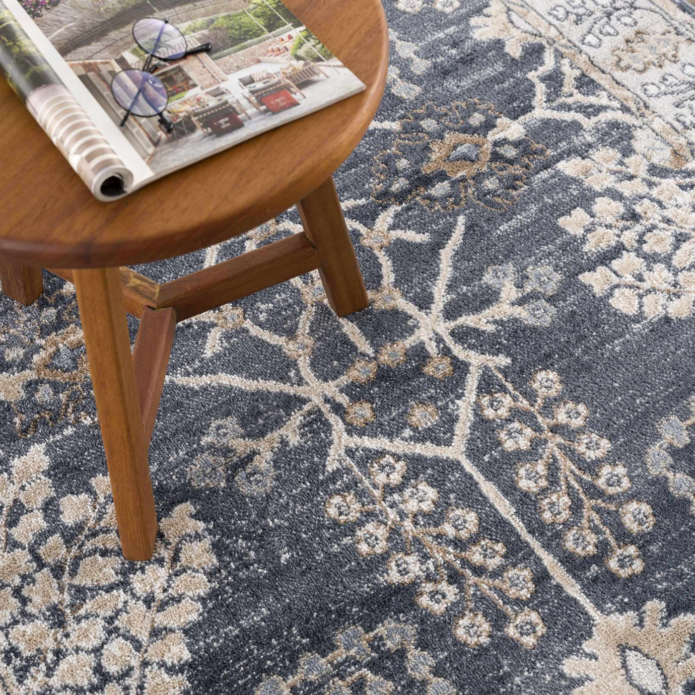 Scalby Area Rug by Boutique Rugs