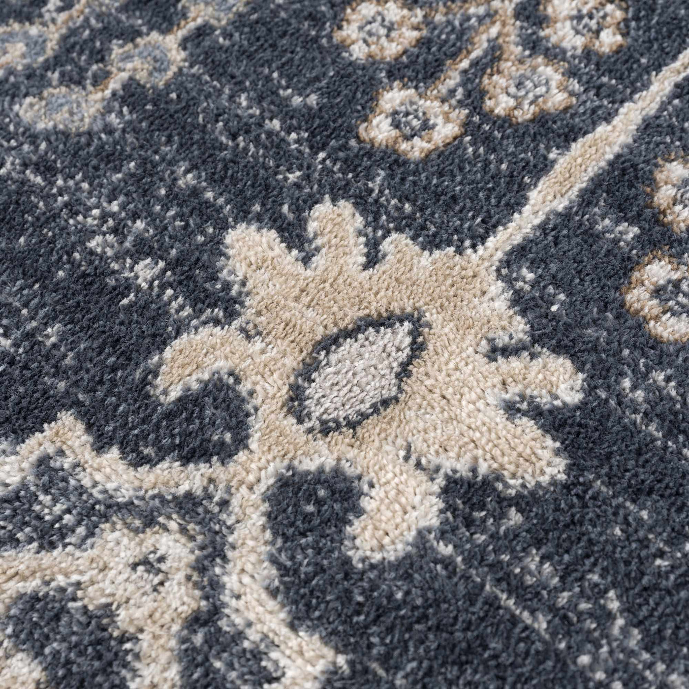 Scalby Area Rug by Boutique Rugs