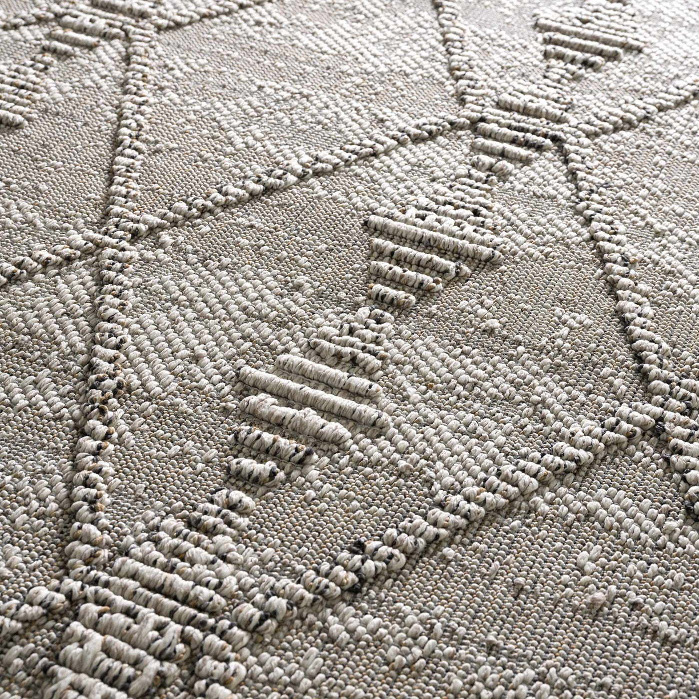 Nyla Bone Indoor & Outdoor Rug - 2x3 - Clearance by Boutique Rugs
