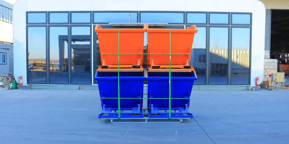 Greatbear Self Dumping Hopper - 1 Cubic Yard by Chery Industrial