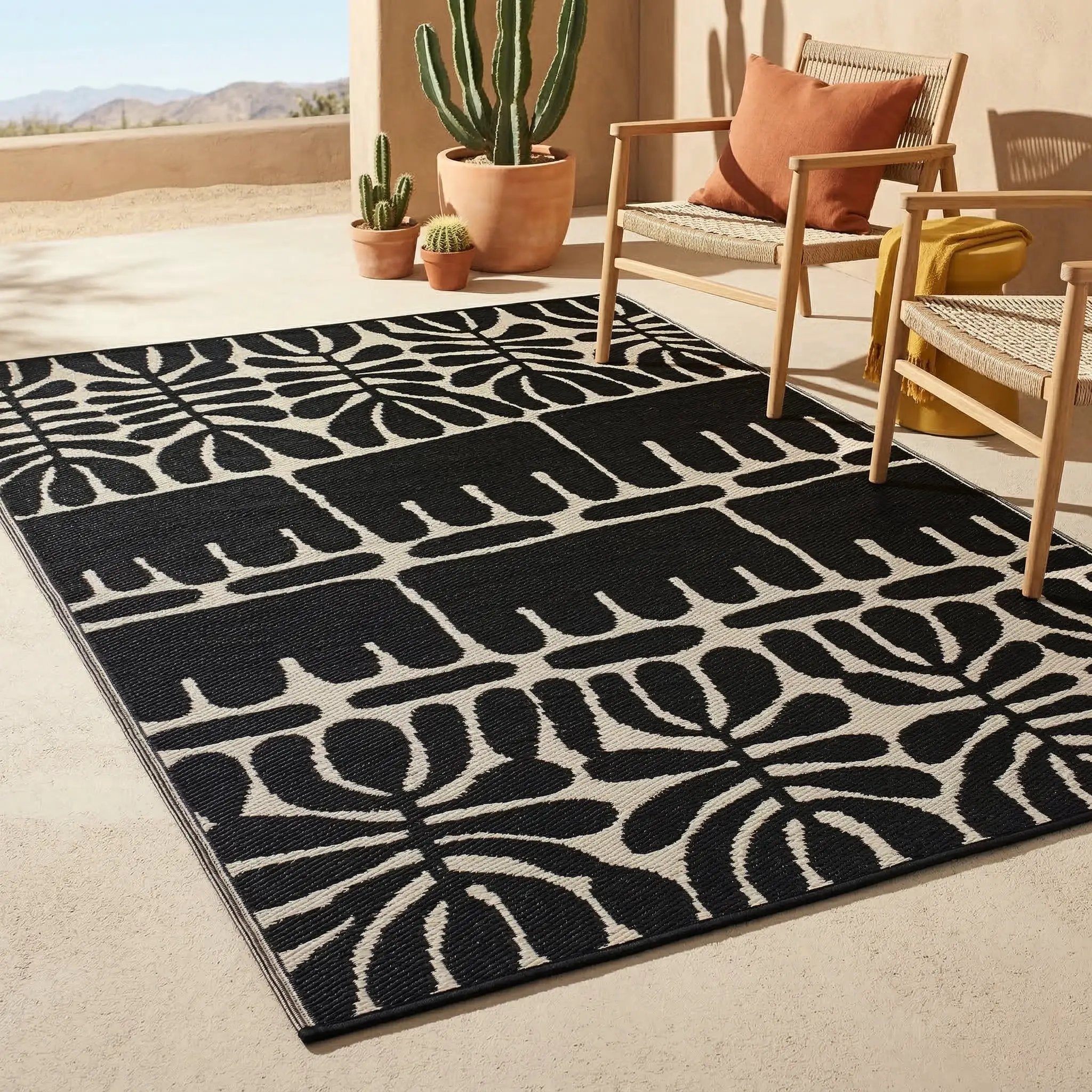 Serowe - Black & White Outdoor Rug for Patio by Fab Habitat