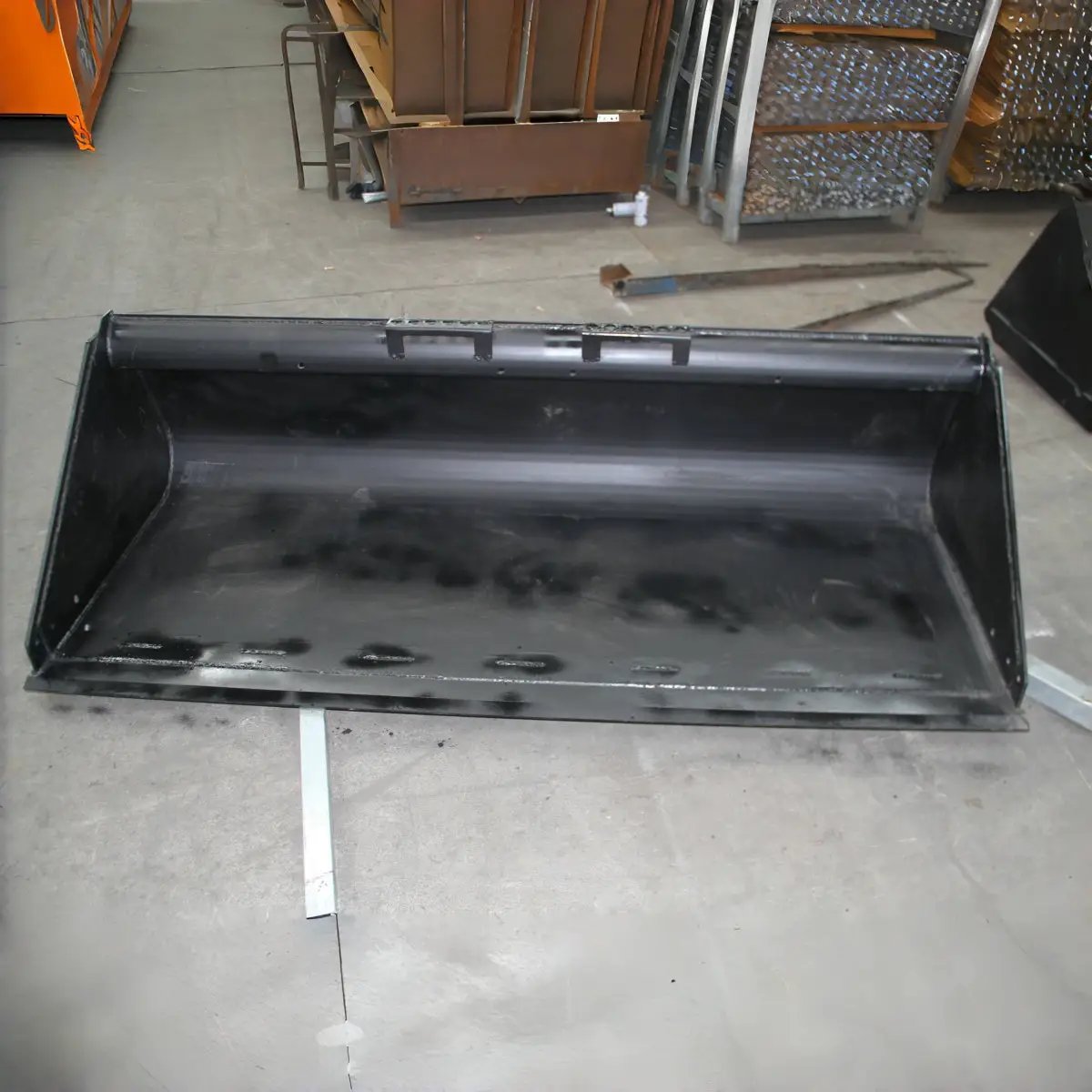 Skid Steer Bucket by Chery Industrial