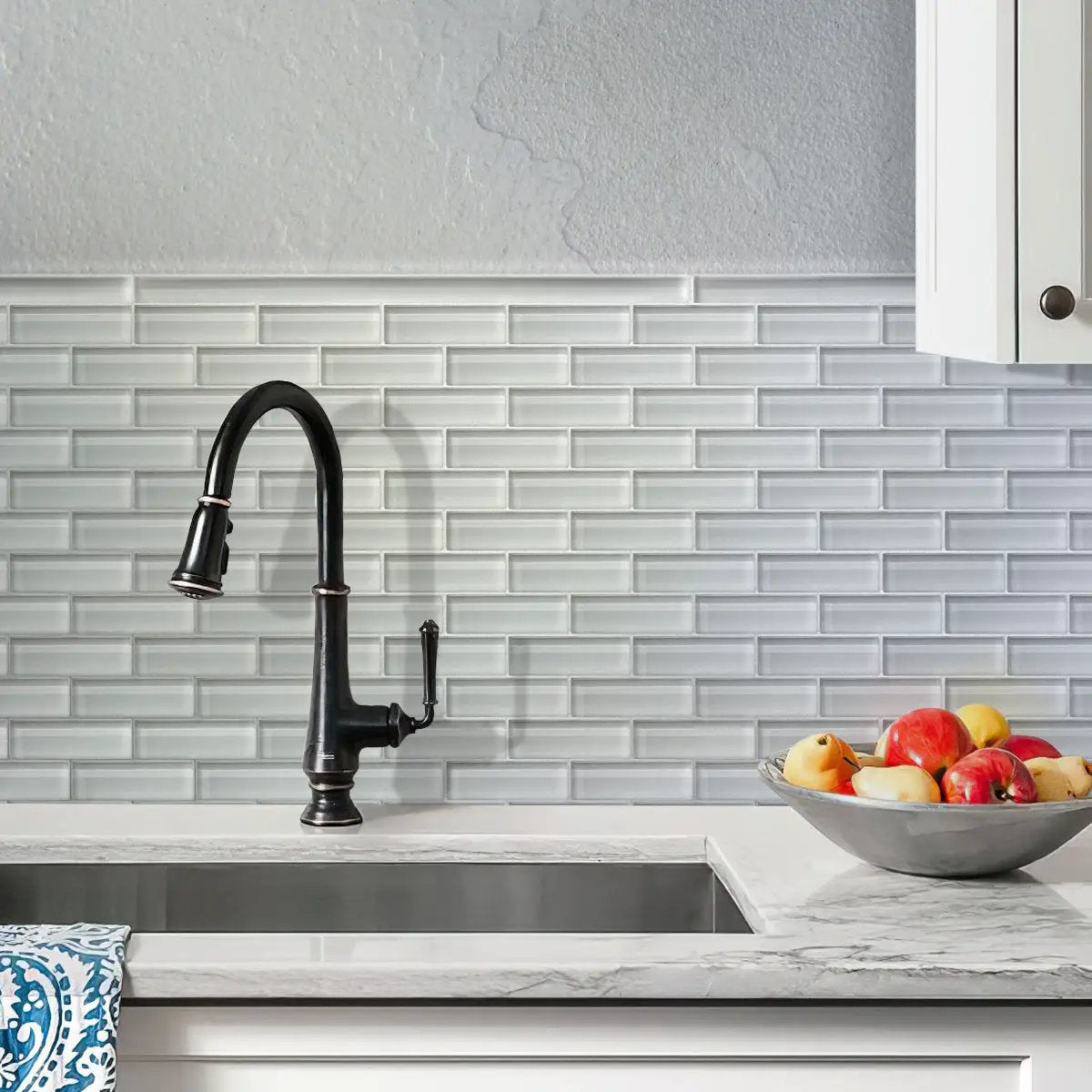 White 12x12 Glossy Brick Glass Mosaic Tile (5 pack, 4.92 sq ft/case) by Apollo Tile