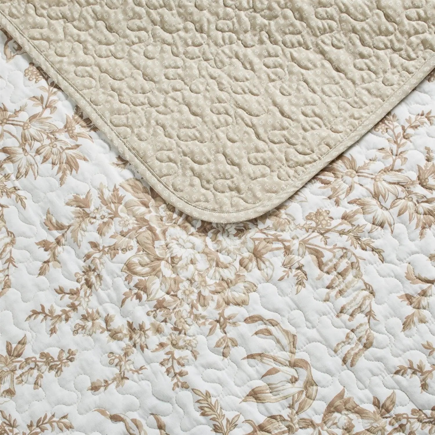Full/Queen 3 Piece Bed-in-a-Bag Bohemian Tan Beige Floral Cotton Quilt Set by HomePacific