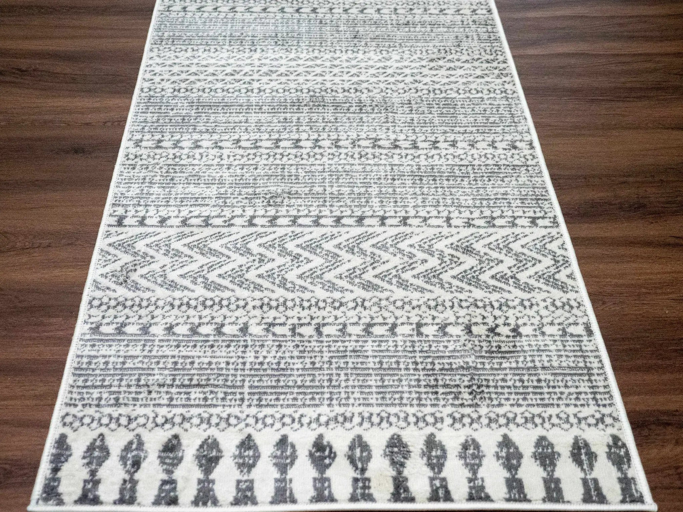 Tigri Aztec Ivory & Gray 2311 Rug - Clearance by Boutique Rugs