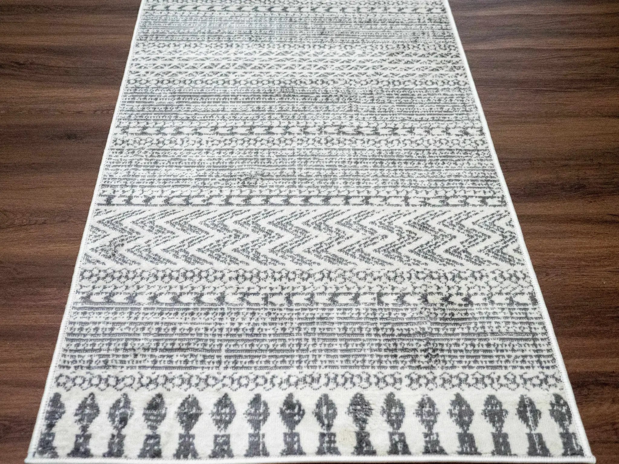 Tigri Aztec Ivory & Gray 2311 Rug - Clearance by Boutique Rugs