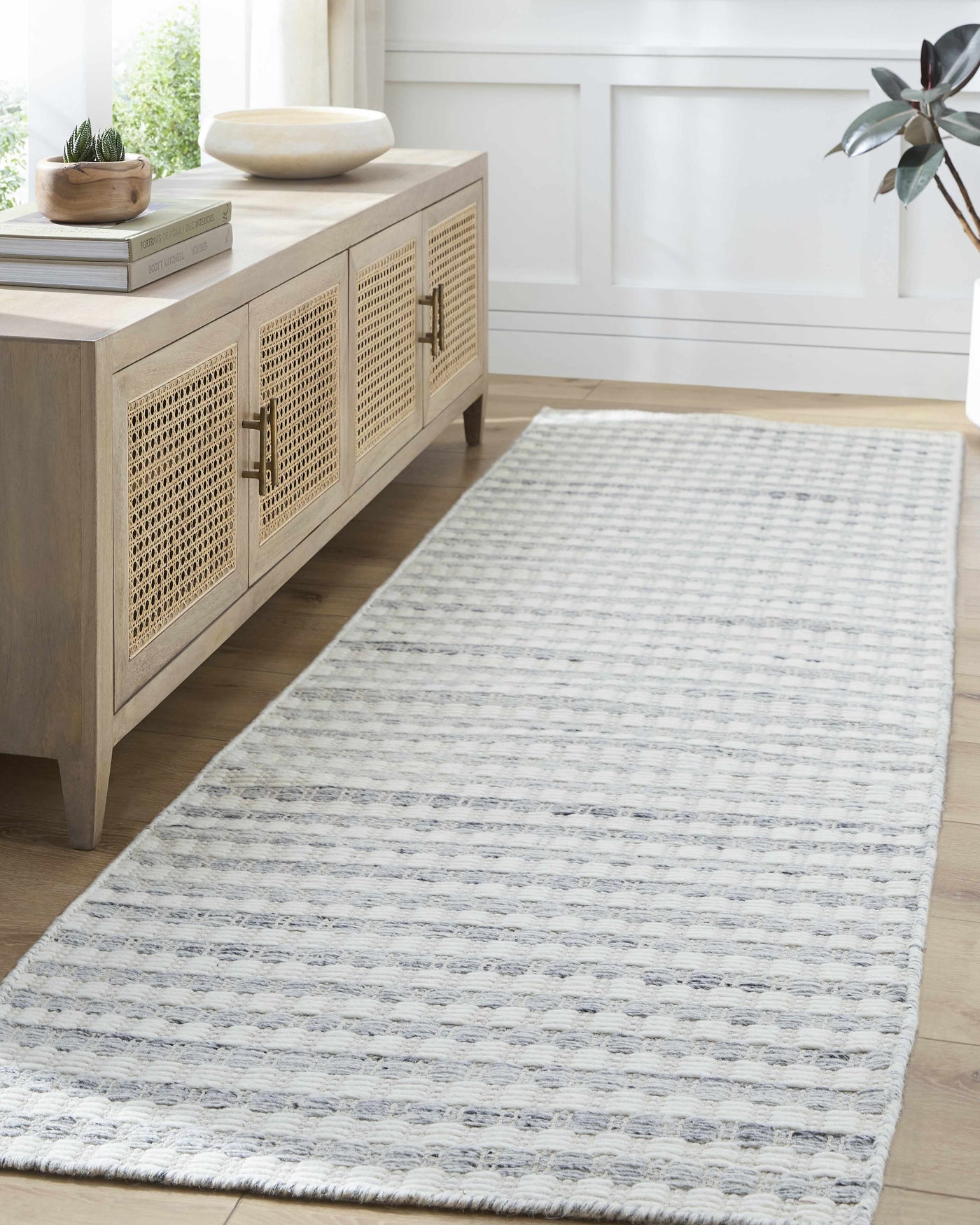 Tevah Area Rug by Boutique Rugs