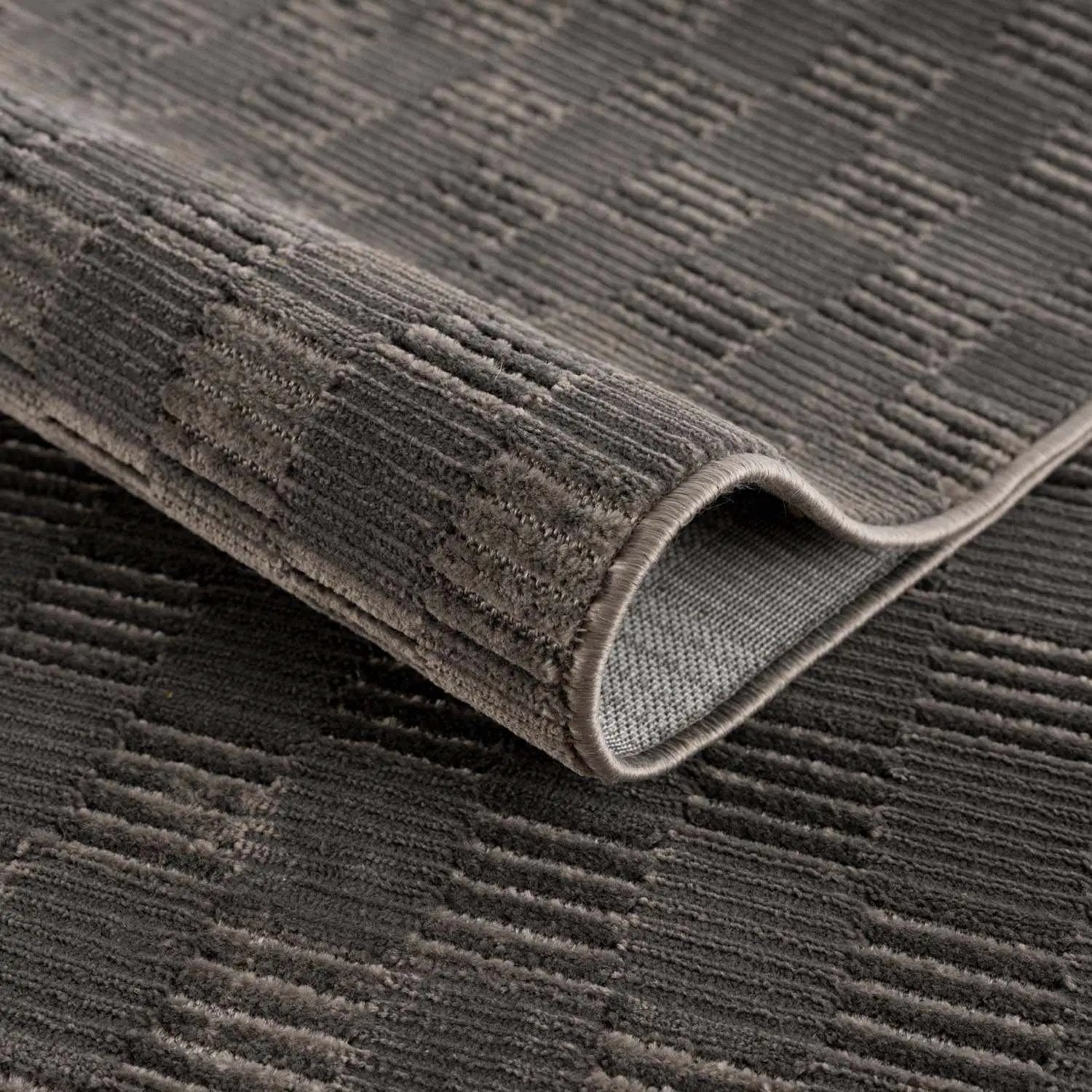 Truls 3D Checkered Washable Rug - Black by Boutique Rugs