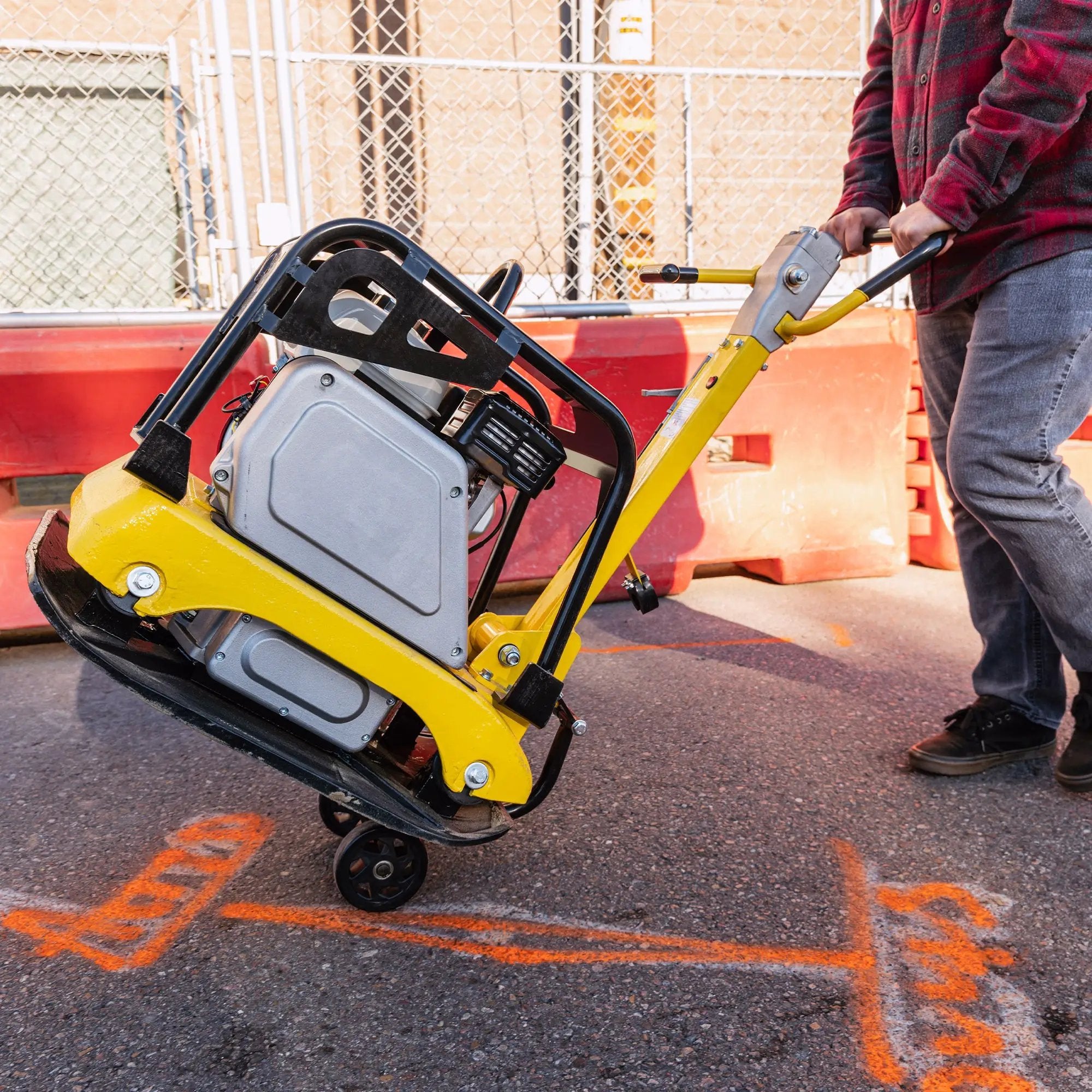 Tomahawk 6.5 HP Honda Reverse Hydraulic Plate Compactor for Soil, Aggregate, Cohesive Compaction by Tomahawk Power