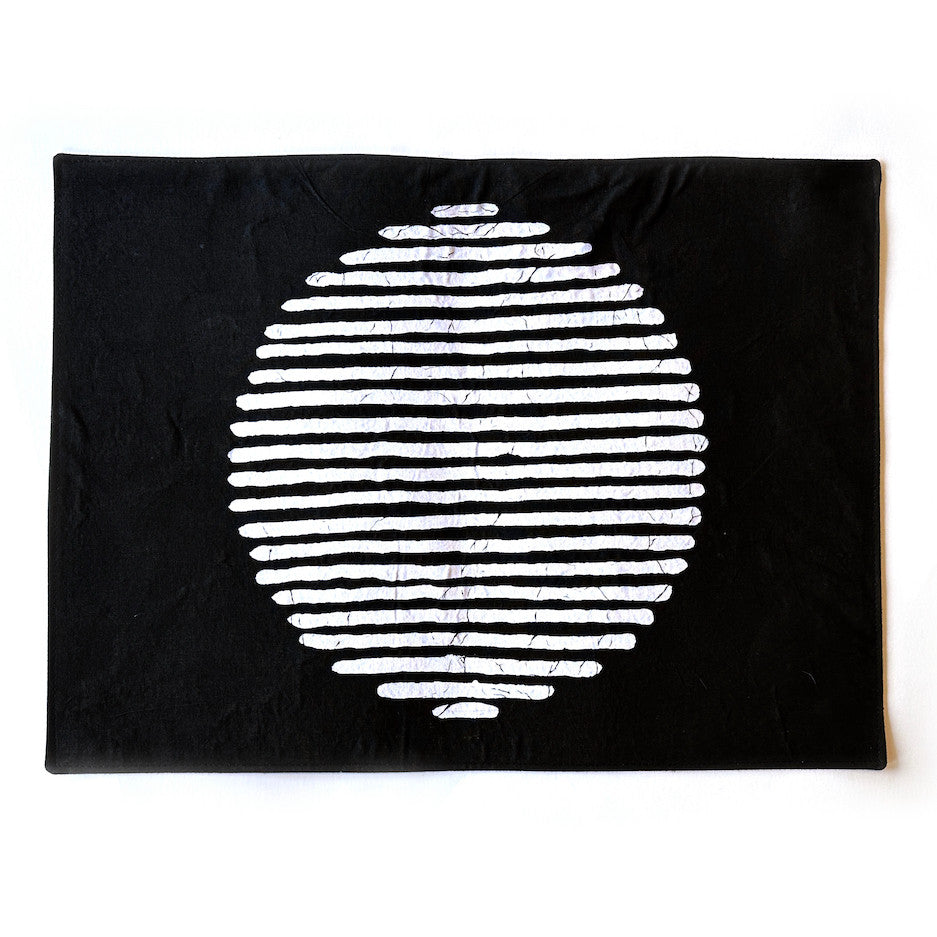 Mwedzi Black Placemats - Set of 2, photo 2 of 3