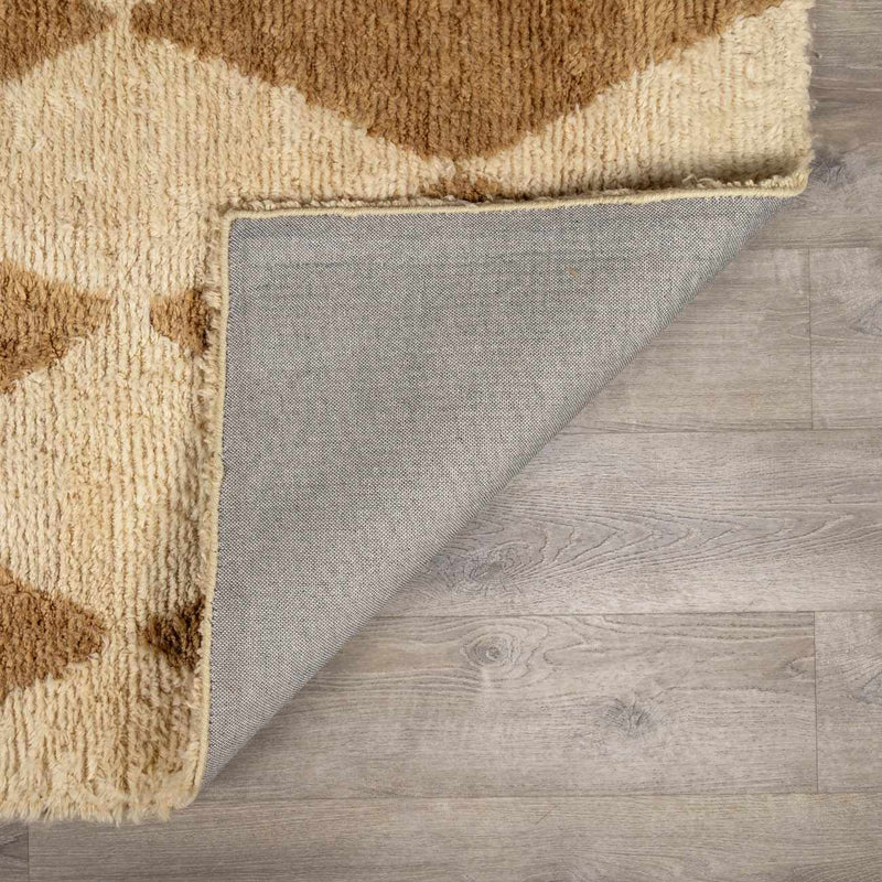 Tivka Diamond Checkered Wool Rug by Boutique Rugs