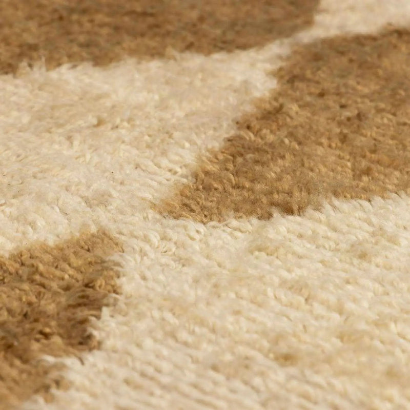 Tivka Diamond Checkered Wool Rug by Boutique Rugs