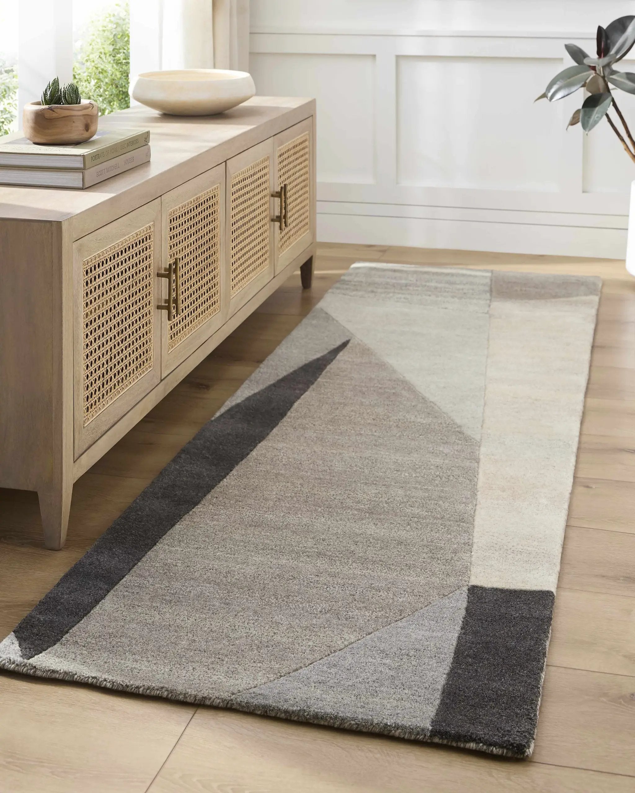 Toril Modern Wool Rug - Clearance by Boutique Rugs