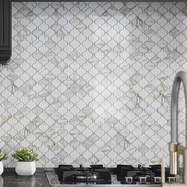 White Gray 10x11 Polished Arabesque Calacatta Gold Marble Mosaic Tile (5 pack, 3.75 sq ft/case)