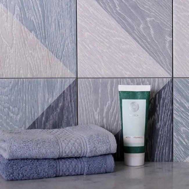 Blue 6x6 Matte Square Porcelain Tile (20 pack, 5.868 sq ft/case) by Apollo Tile