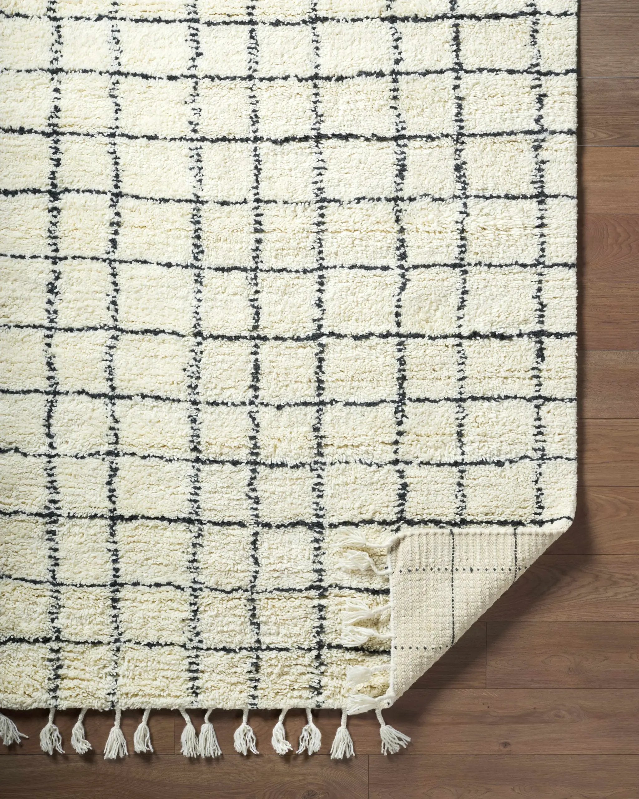 Venya Area Rug - Clearance by Boutique Rugs