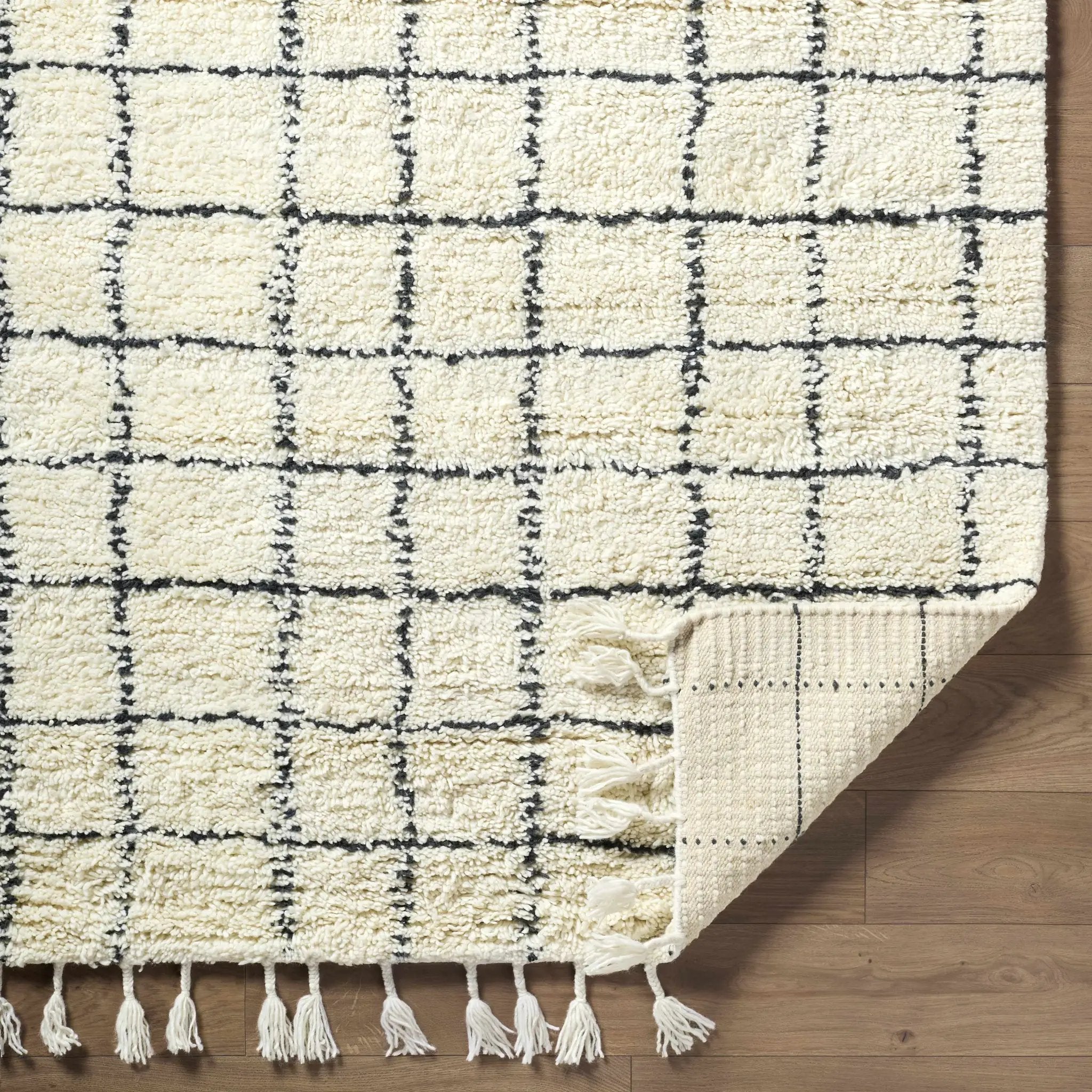 Venya Area Rug - Clearance by Boutique Rugs