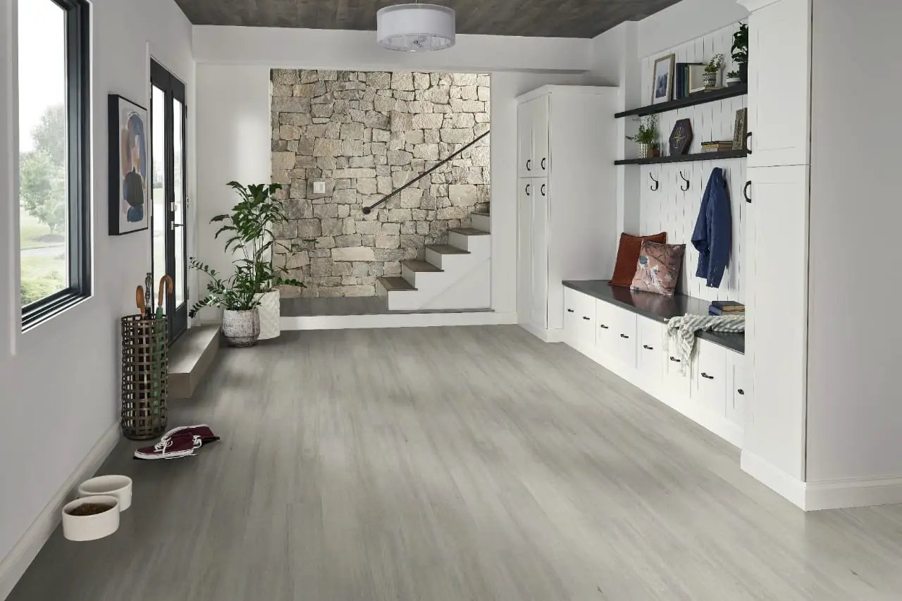 Cyrus Brianka Semi Gloss End Cap Wood Look Lvt Moldings 1.5x0.25 in a finished room