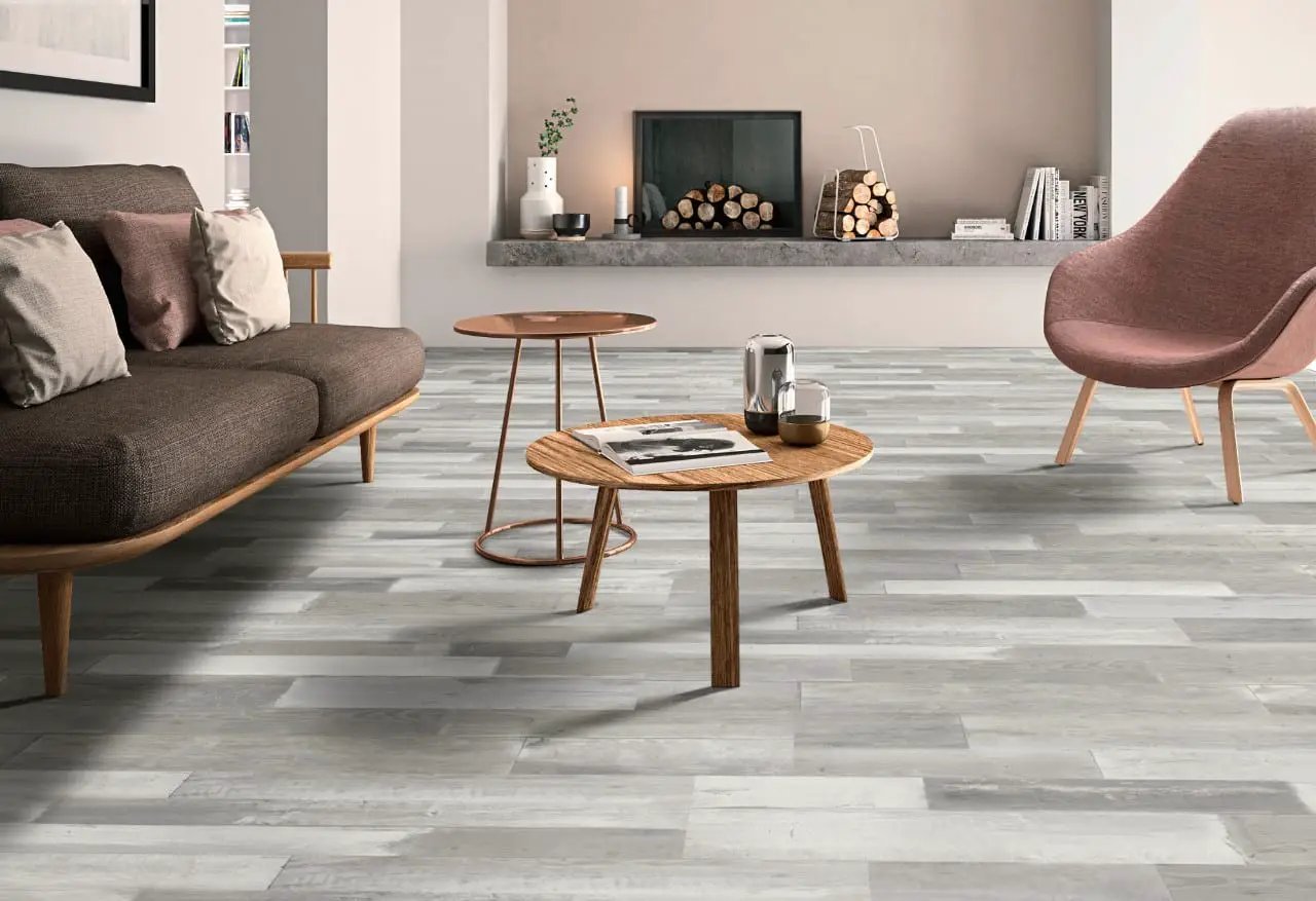 Cyrus Woburn Abbey Semi Gloss Flush Stair Nose Wood Look Lvt Moldings 2.75x0.75 in a finished room