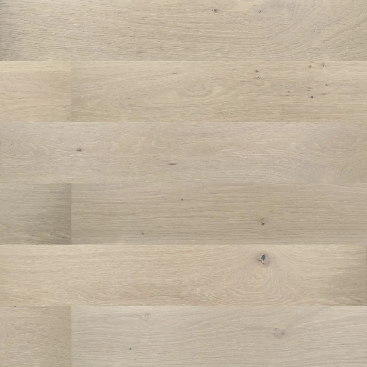 Woodhills Aaron Blonde Oak Wood Matte Look Planks 6.5x48 close up