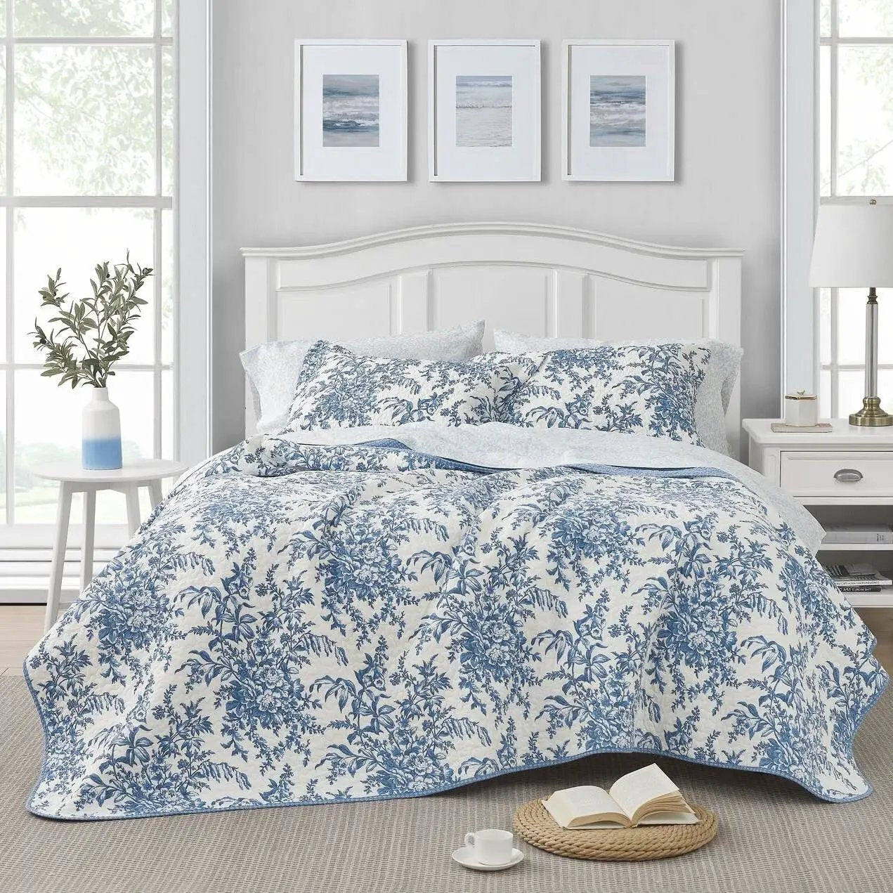 King size 3 Piece Bed-in-a-Bag Reversible Blue White Floral Cotton Quilt Set by HomePacific