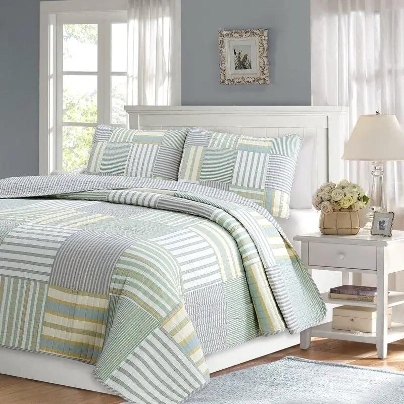 Full/Queen Size Soft Reversible Patches 100% Cotton Quilt Set by HomePacific