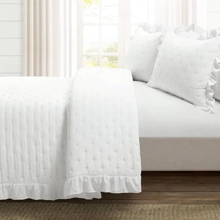 Full/Queen Lightweight White Ruffle Reversible Oversized 3 Piece Quilt Set by HomePacific