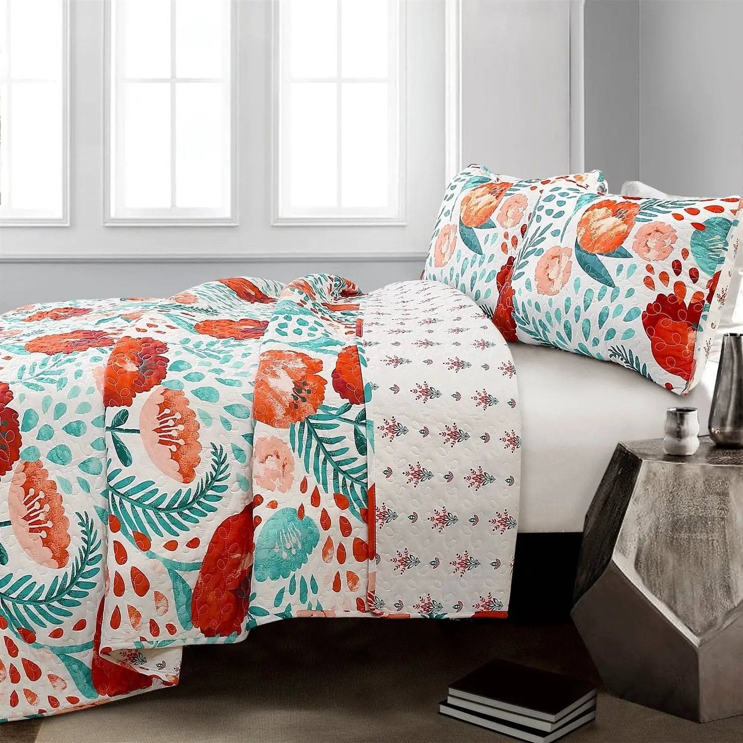 Full/Queen Red Poppy Flower White Teal Lightweight 3 Piece Cotton Quilt Set by HomePacific