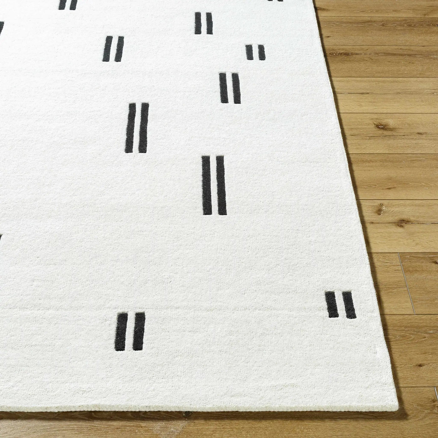 Yitta Ivory Area Rug - Clearance by Boutique Rugs