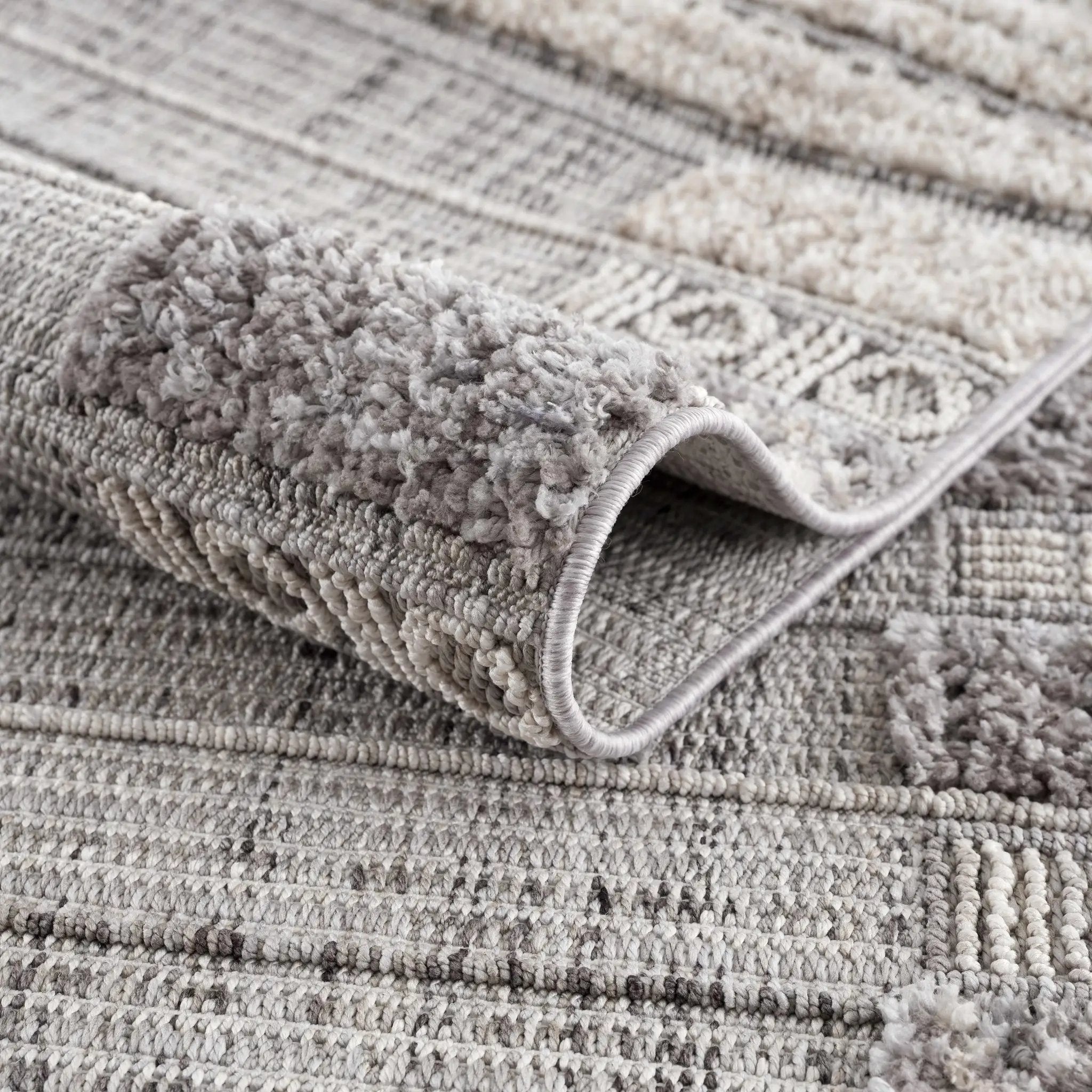 Naivasha Elegant High/Low Area Rug by Boutique Rugs
