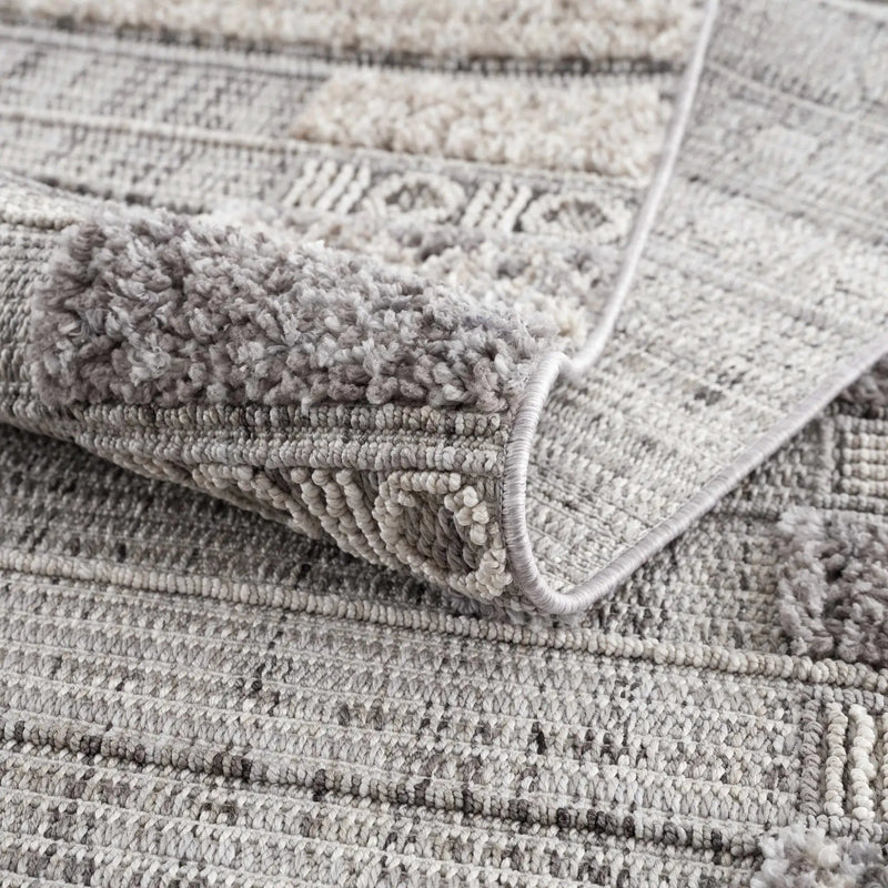 Naivasha Elegant High/Low Area Rug by Boutique Rugs