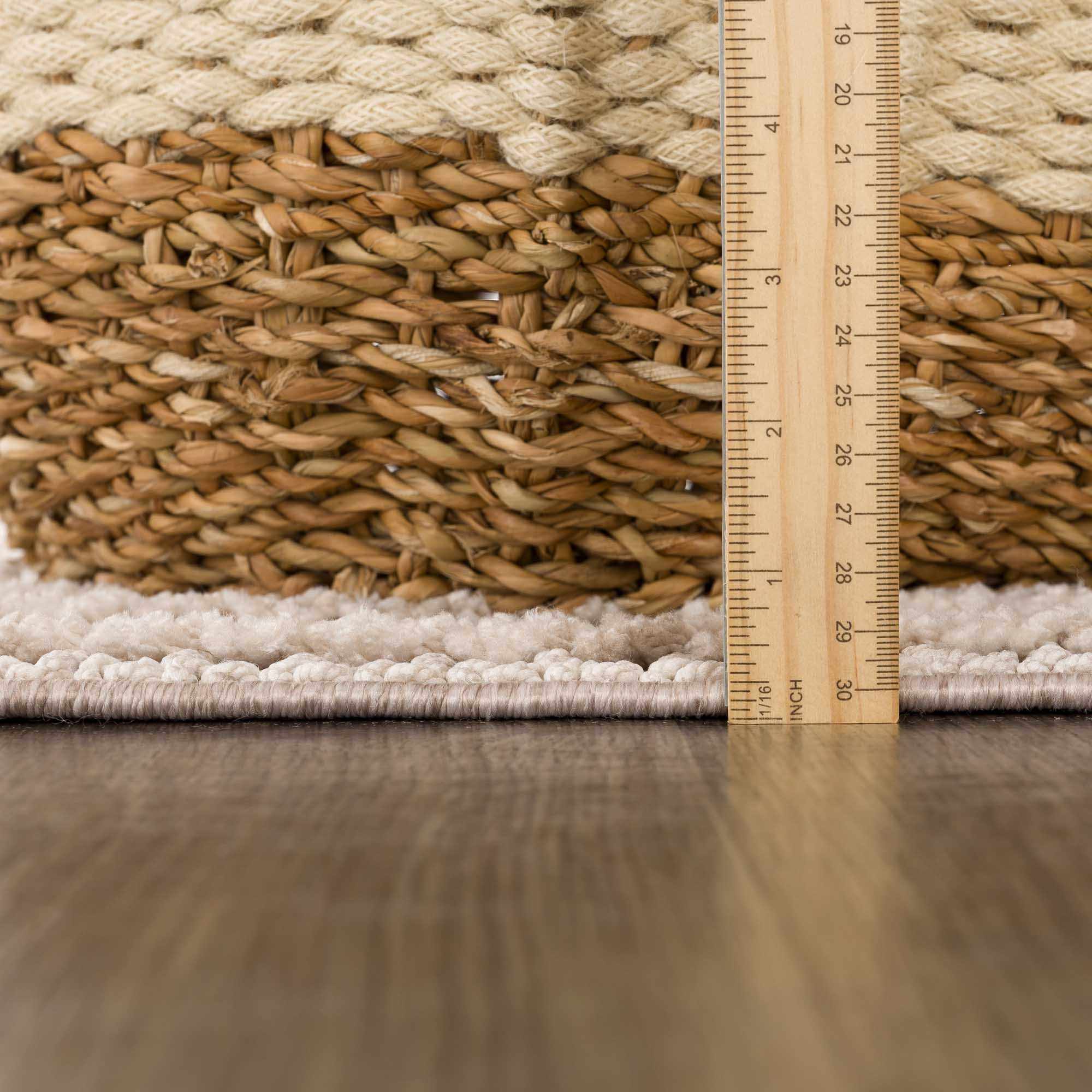 Lunao Area Rug by Boutique Rugs