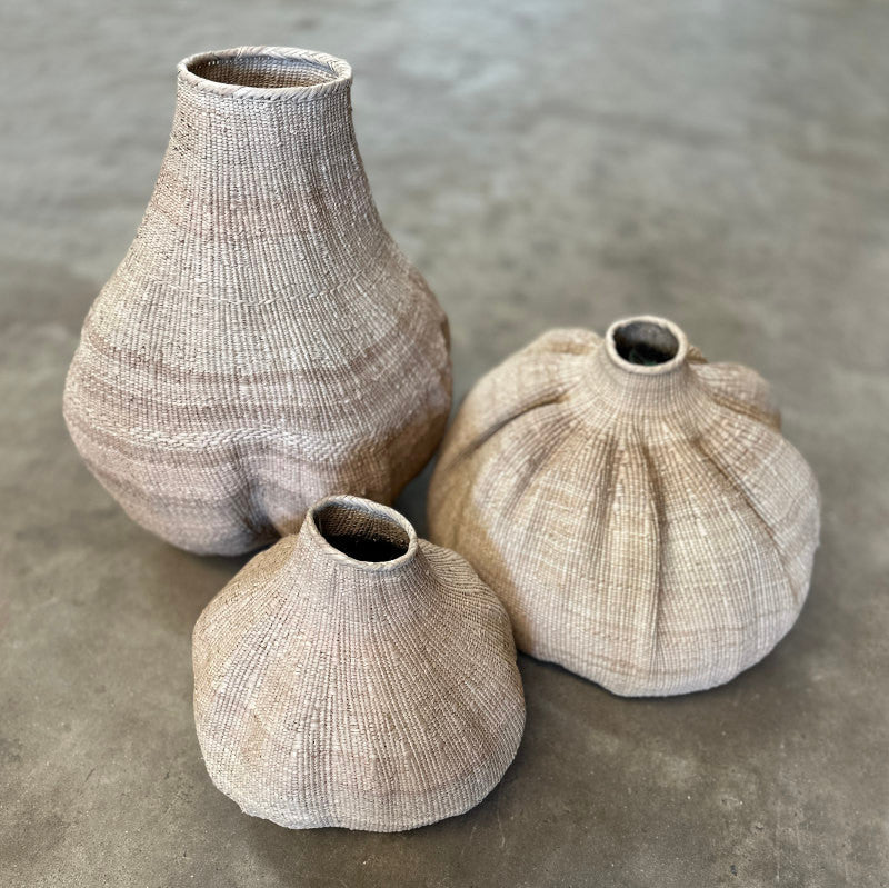 Garlic Tonga Sculptural Basket - XL, photo 3 of 5