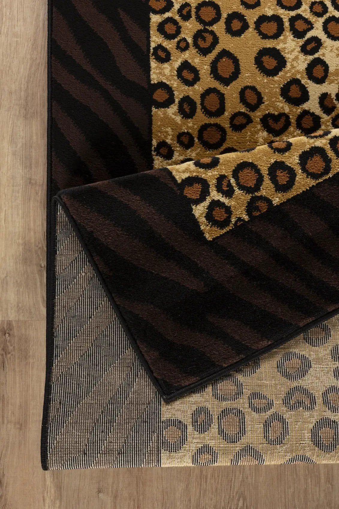 Tribes GC_YLS4014 Accent Rug by HouseOfZazla