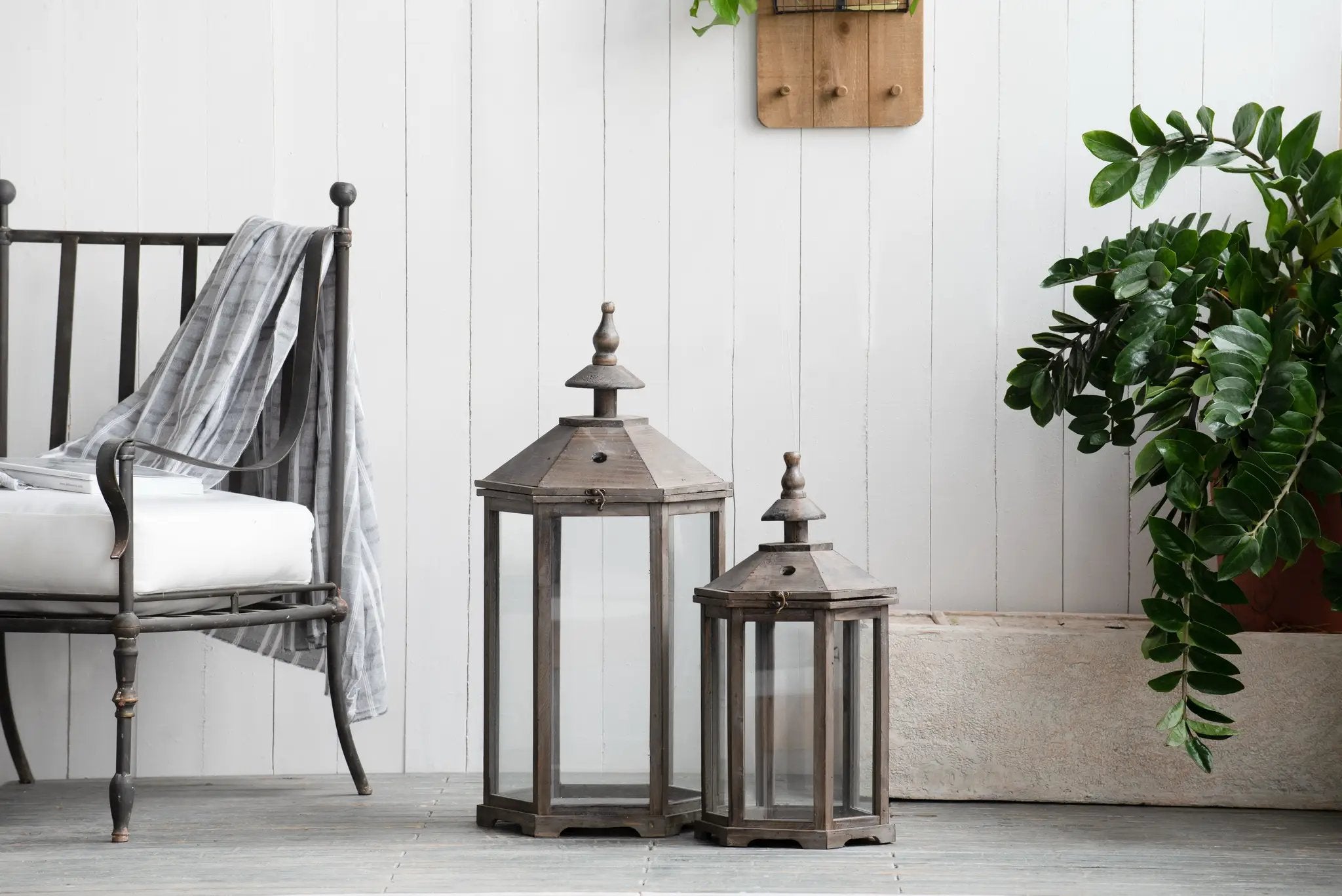 S/2 Graca Polygon Temple Garden Lanterns by HouseOfZazla