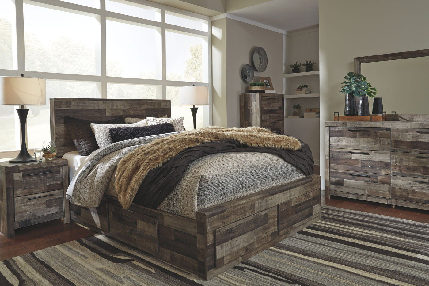 Derekson - Panel Bedroom Set by Unique Piece Furniture