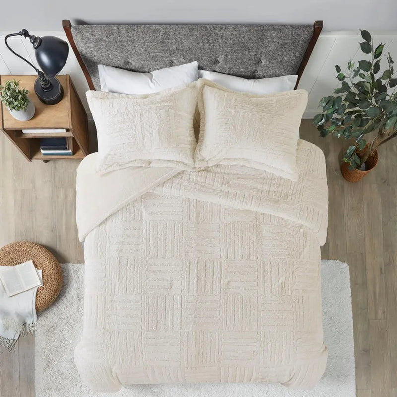 Twin Fur Down Alternative Comforter Mini Set by HouseOfZazla