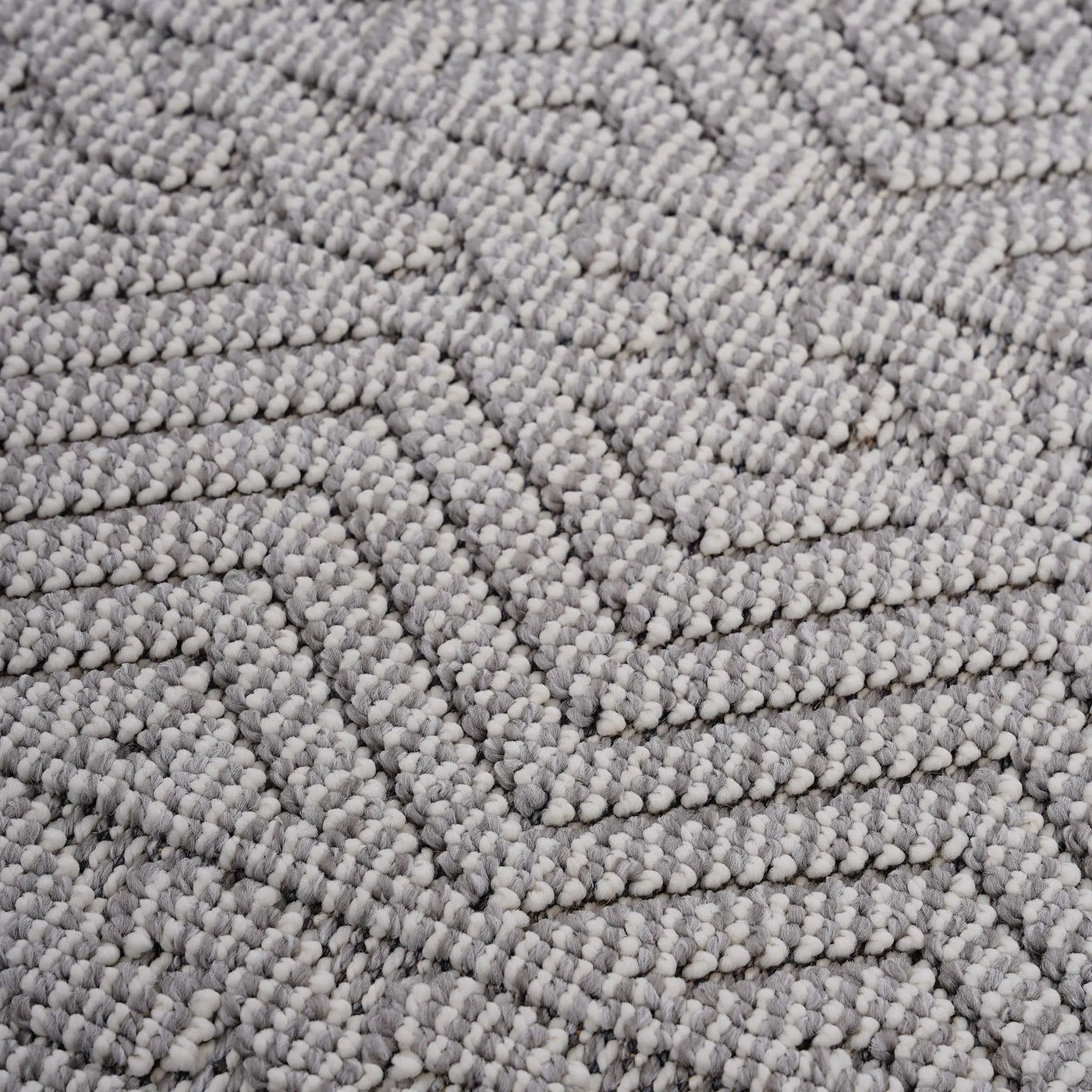 Guros Collection 7.9X10 Area Rug by HouseOfZazla