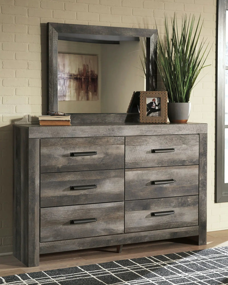 Wynnlow - Poster Bedroom Set by Unique Piece Furniture