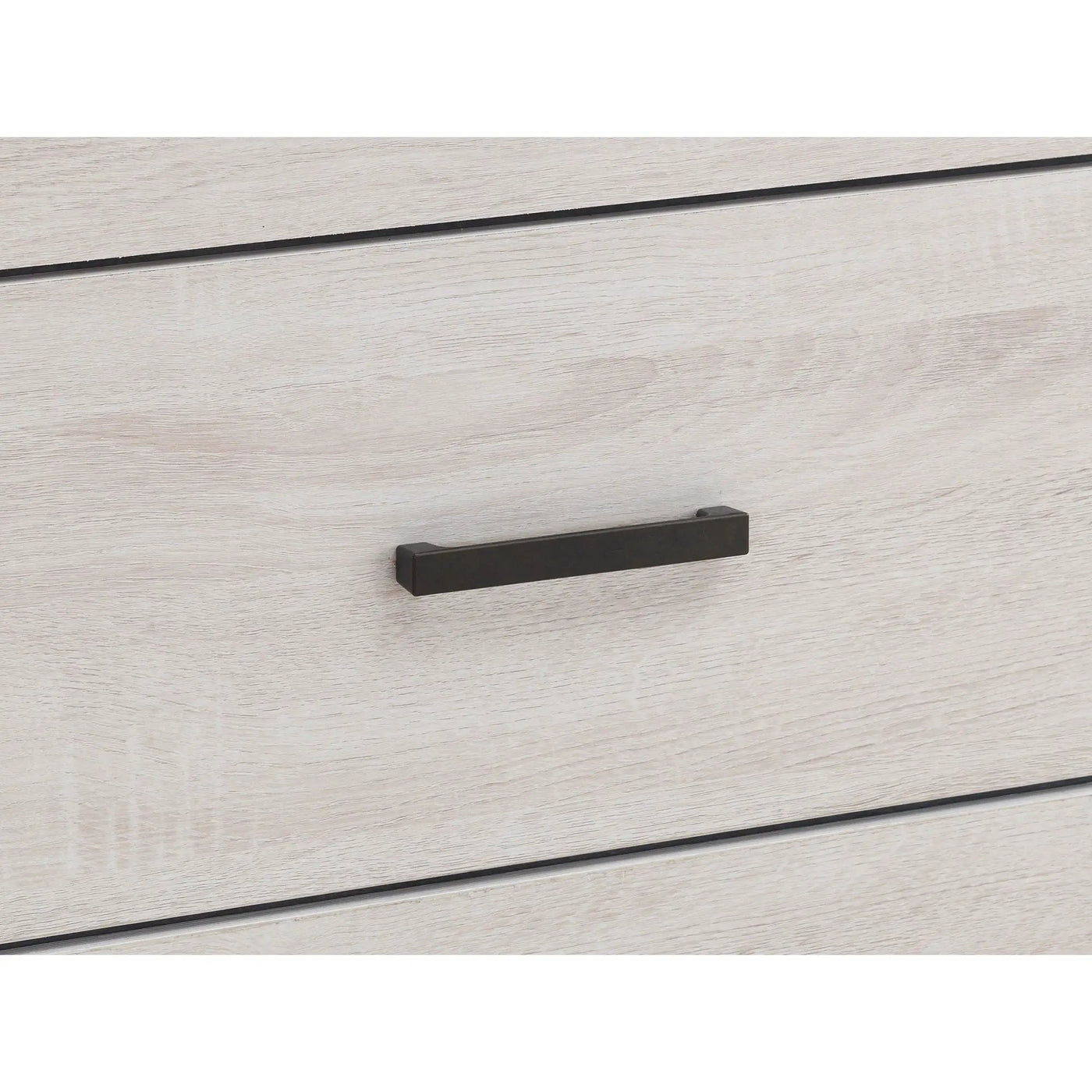 Geary - 4 Drawer Chest by HouseOfZazla