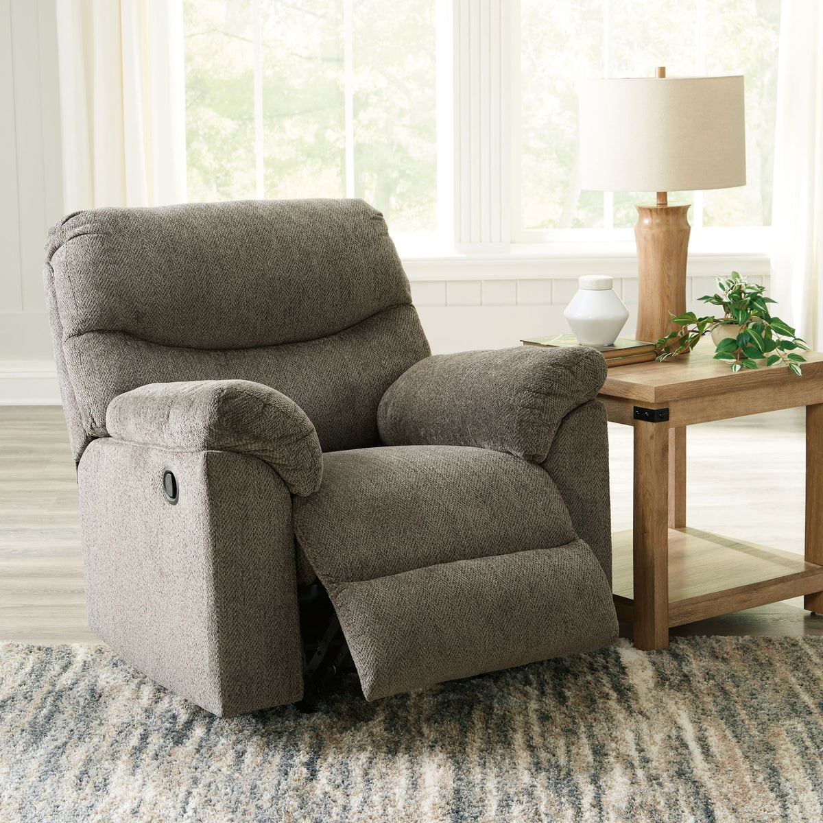 Alphons - Living Room Set, photo 16 of 21